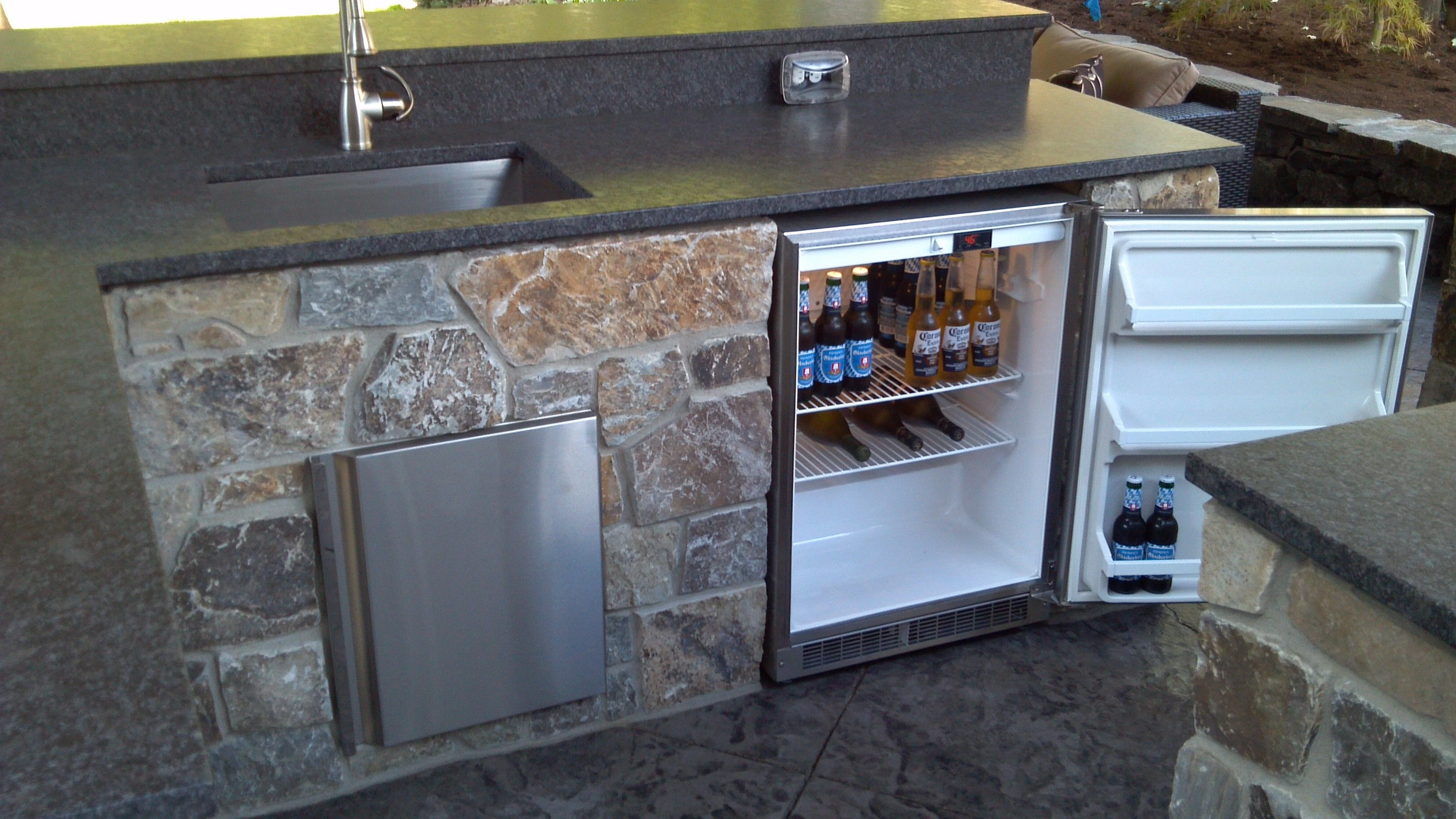 OUTDOOR KITCHEN
CEDAR MILL DECK OREGON
OUTDOOR LIVING
CEDAR MIILL DECK COMPANY