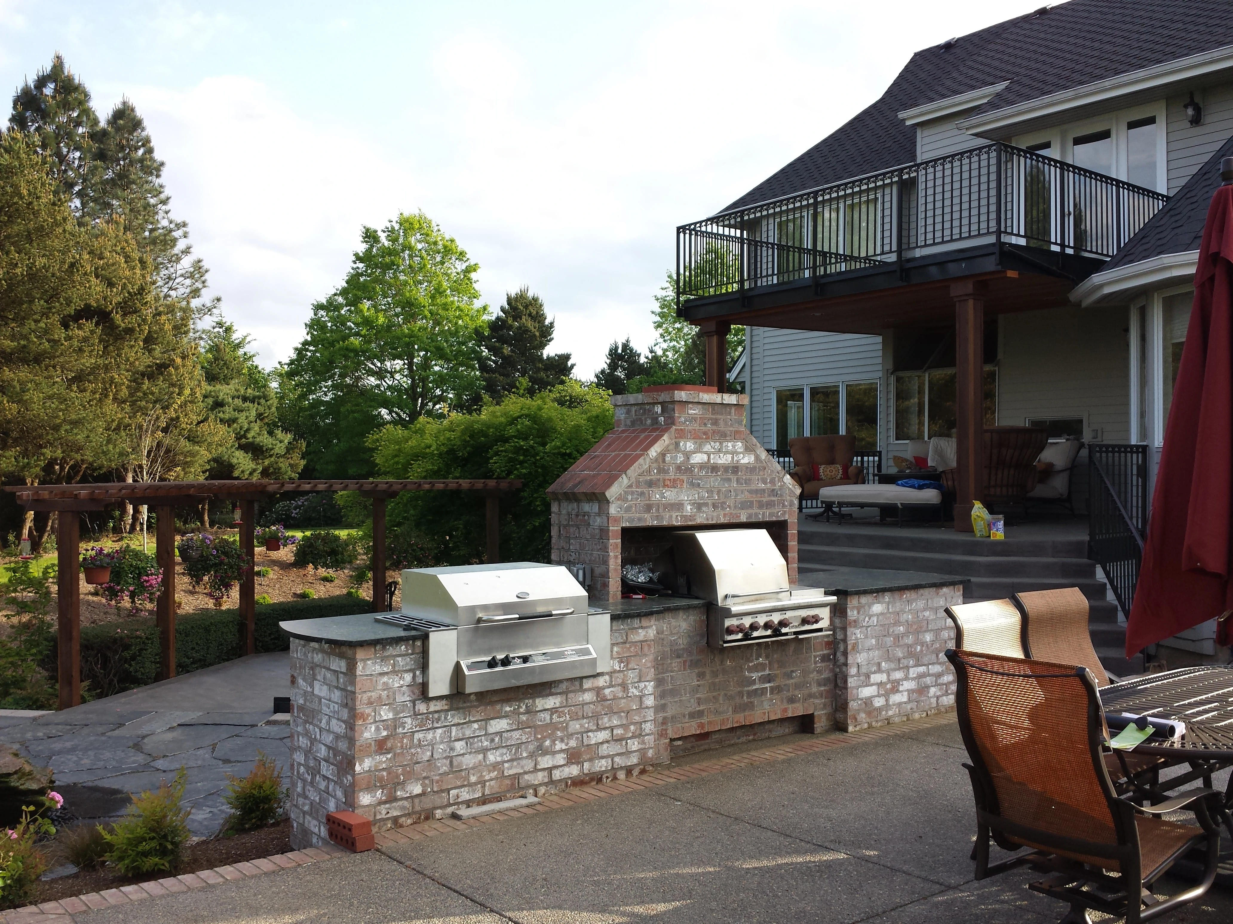 Dream Custom Deck Builder
Jophn B Breiling