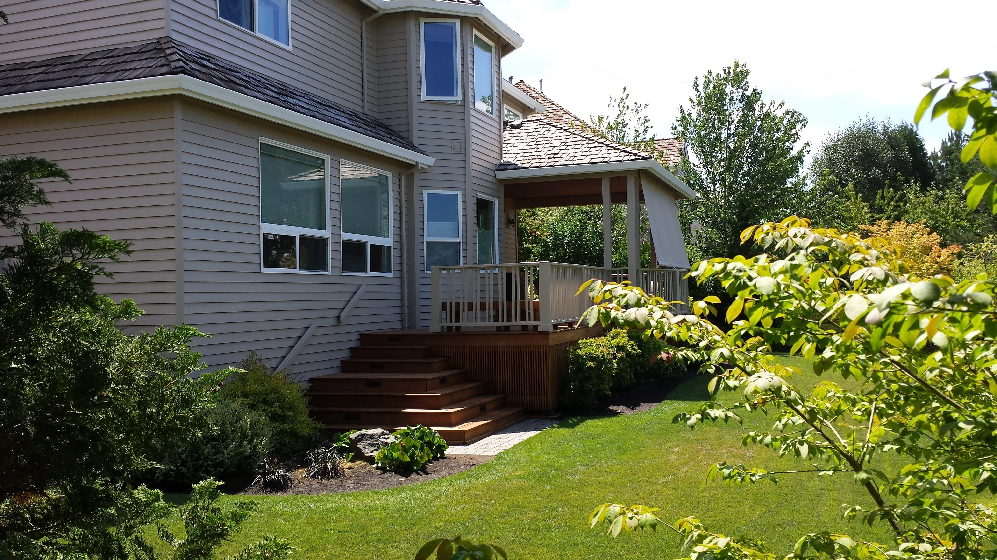 Ironwood Deck with Roof
Deck Designer 
John B Breiling
Bauerwoods Oregon

Legendary Customers