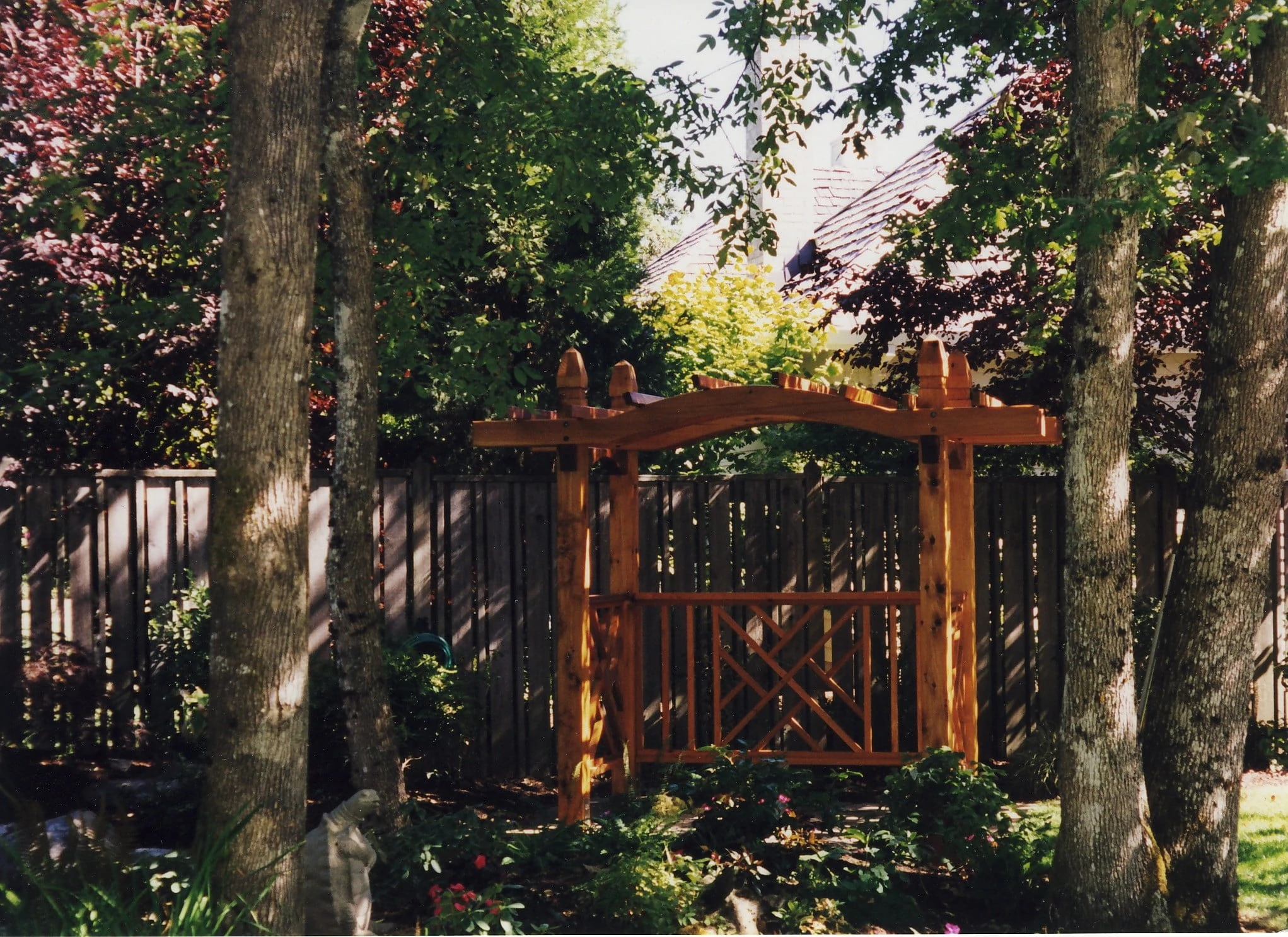 English Born Mrs Hunter choose this Larry Cavender Custom design to and that special touch to her Garden.
Western Red Cedar Pergola
Cedar Mill Deck Company