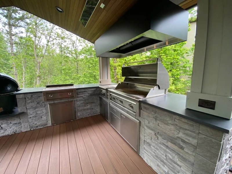 Lynx outdoor Kitchen
Cedar Mill Deck Company
John B Breiling
Portland , Oregon
Bethany 
Hillsboro
Buxton